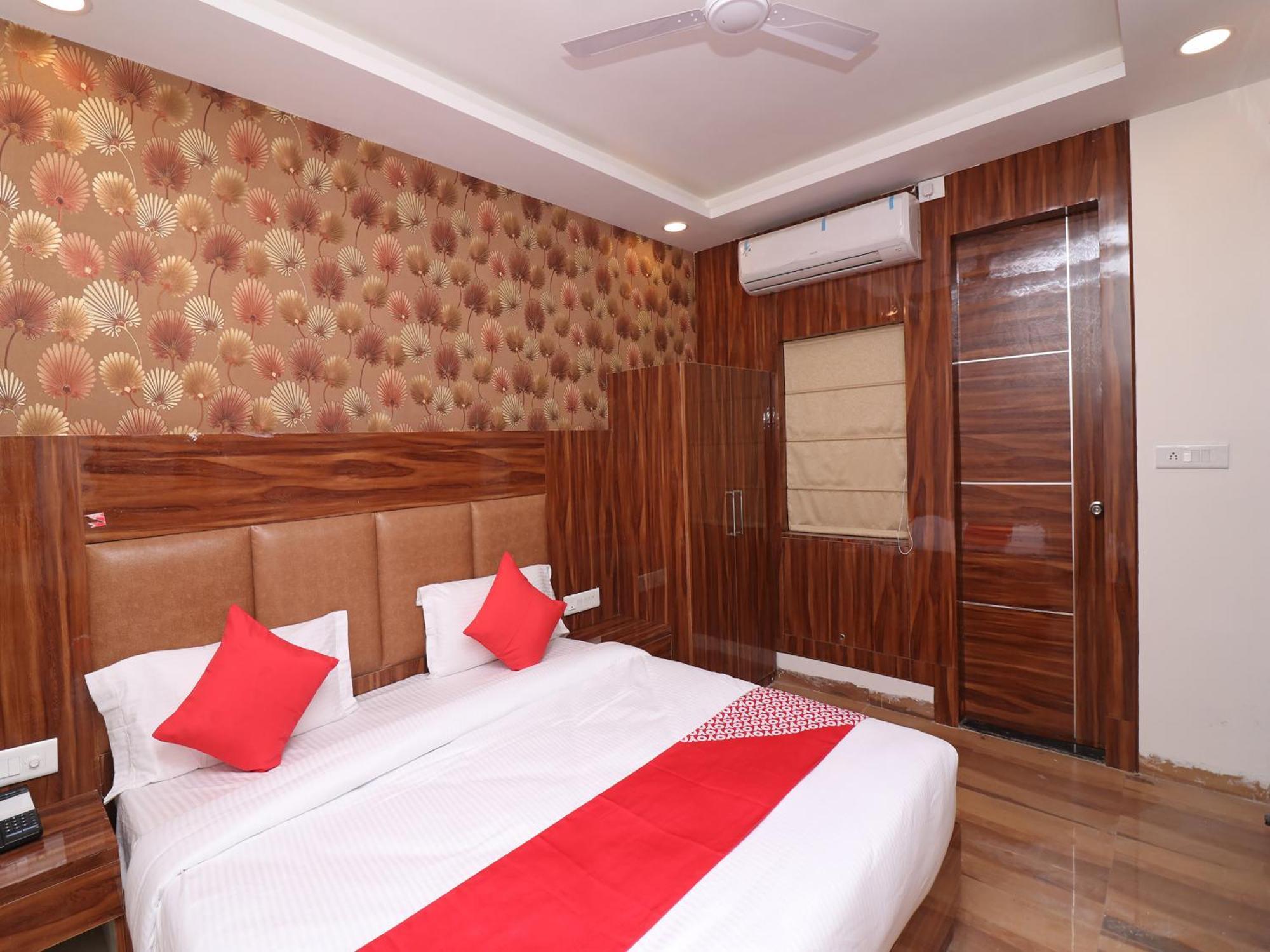 Olivia Stay New Delhi Bagian luar foto