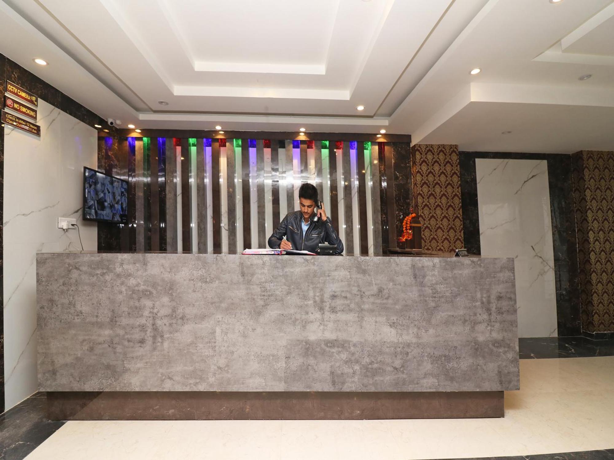 Olivia Stay New Delhi Bagian luar foto