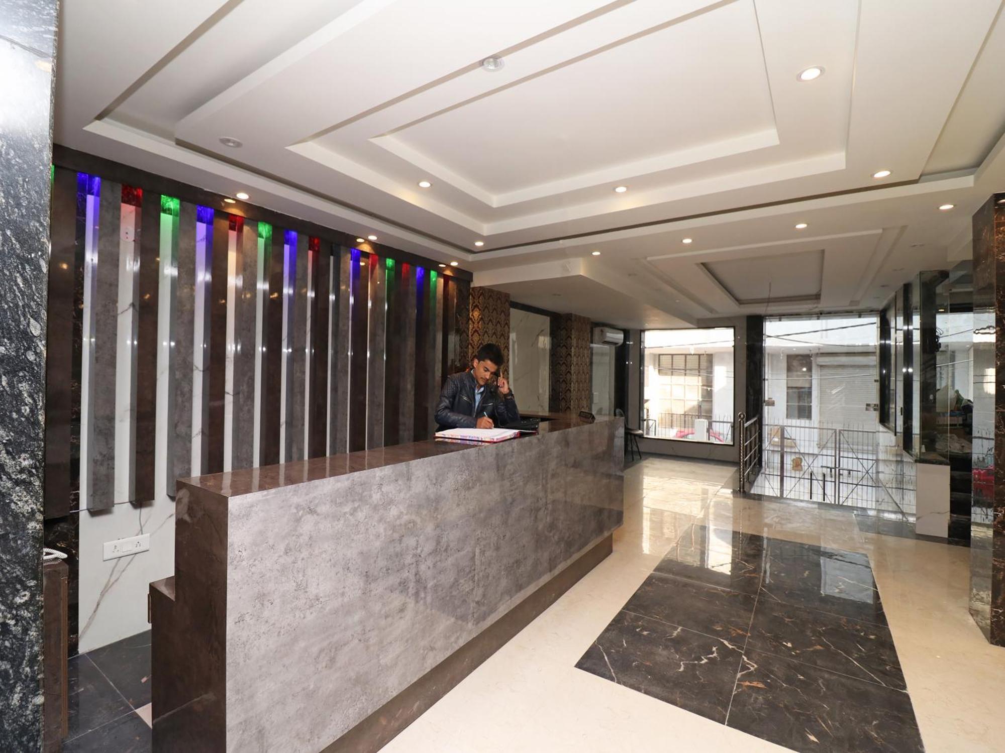 Olivia Stay New Delhi Bagian luar foto